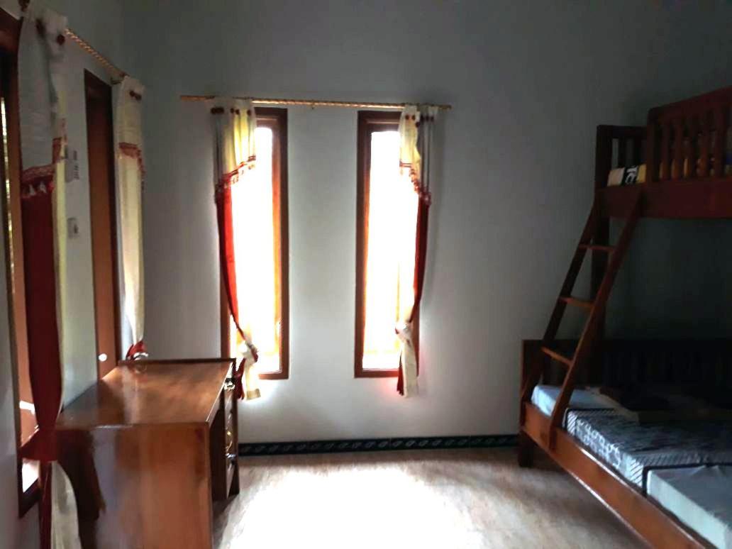 Red Island Bungalows Pasanggaran Phòng bức ảnh